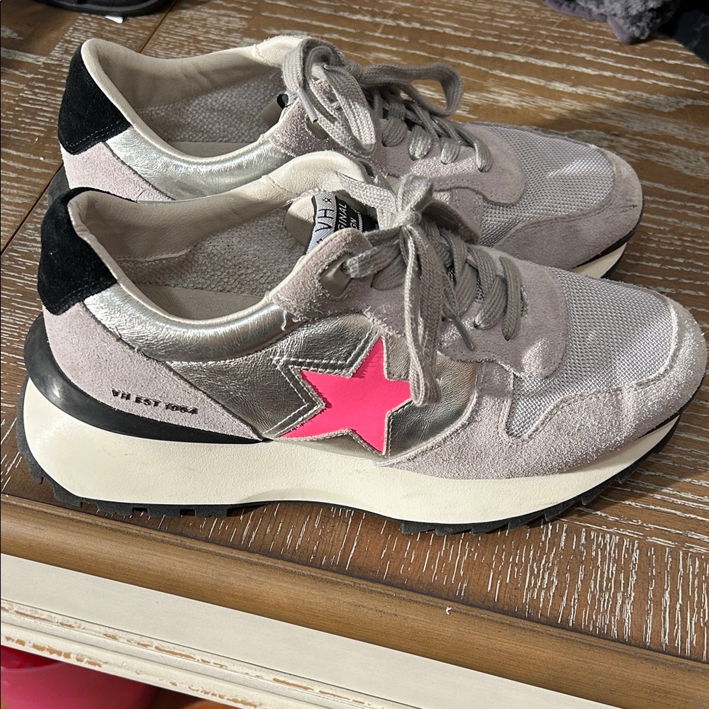 Vintage Havana Gray and Pink Star Sneakers